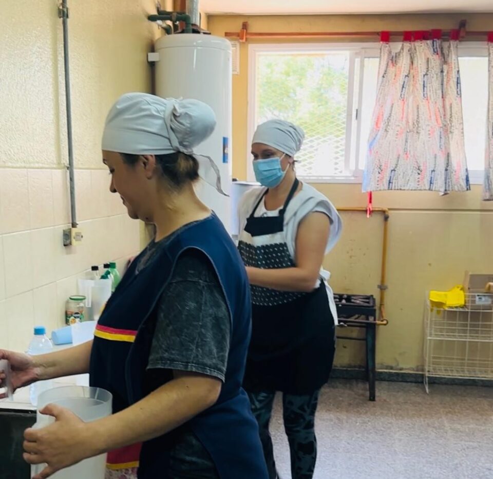 "Estamos Cerca": La Municipalidad asistió a más de 1800 niños y 400 adultos mayores