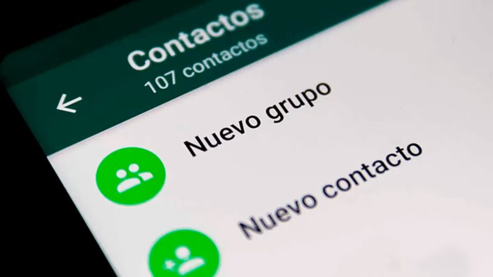 Alertan por grupos de WhatsApp que agregan a menores y difunden material inapropiado