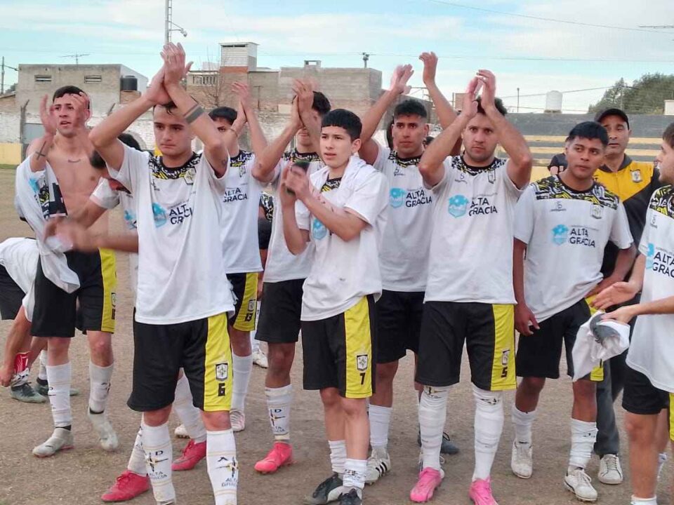 ¡Vamos a la cancha! Hoy el Depo juega y se la juega