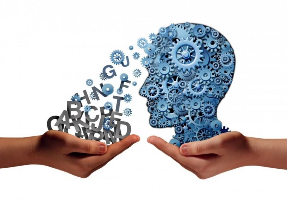 Valor agregado en Educación: IA – Pensamiento Crítico – Pensamiento Creativo – Empatía