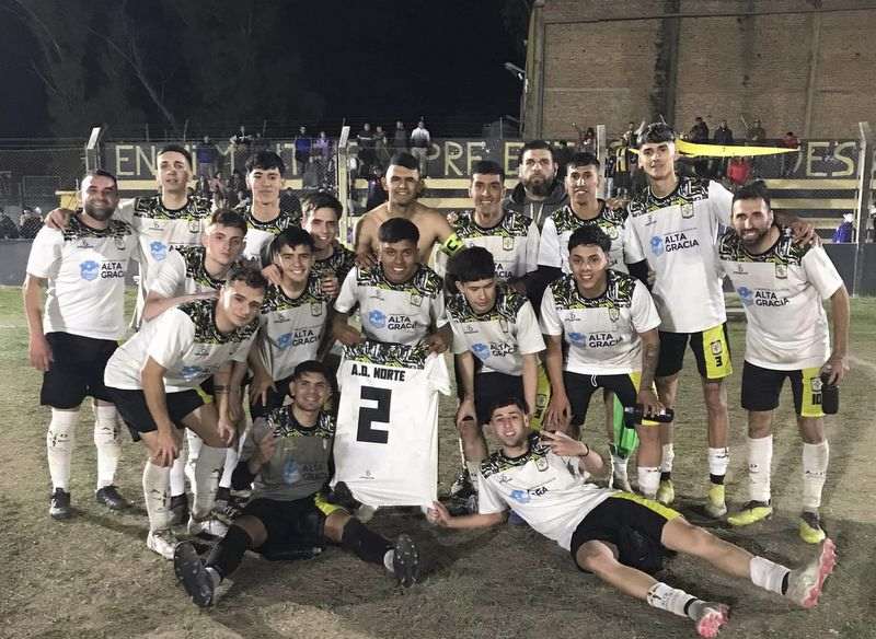 ¡Grande Depo! El merengue bajó al líder Las Flores en un partidazo