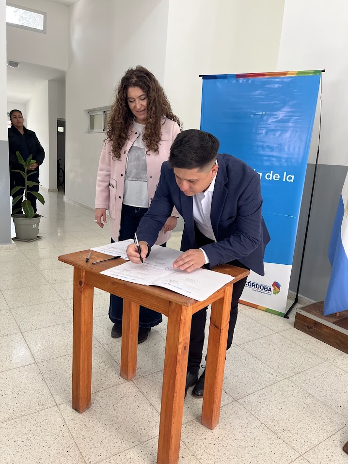Inauguran el nuevo Punto Mujer en el Valle de Anisacate