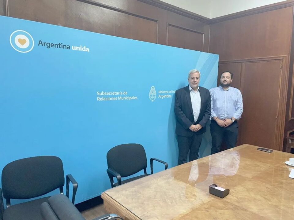 Santa Ana gestiona la adquisición de luminarias LED para mejorar la seguridad