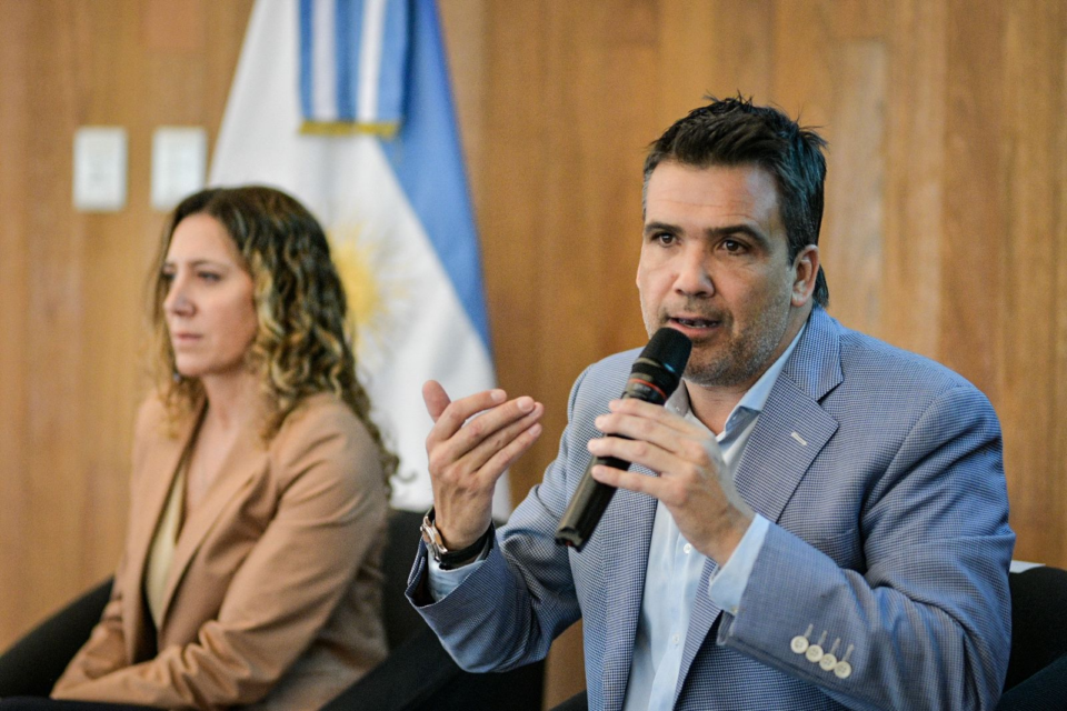 Finalizó el primer encuentro educación-trabajo en la Legislatura de Córdoba