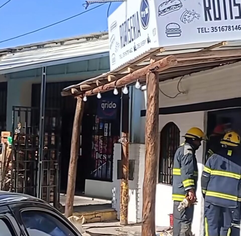 Dos heridos tras la explosión de una garrafa en una rotisería de Anisacate