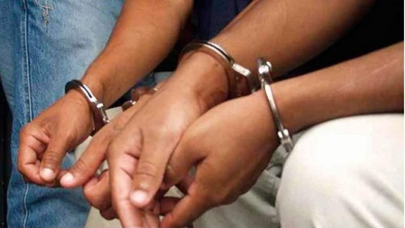 Padre e hijo fueron detenidos tras protagonizar una riña en Anisacate