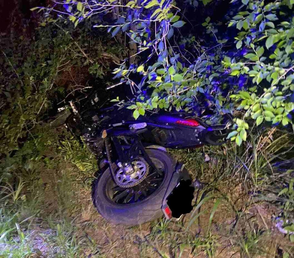 Robaron una moto, la abandonaron, pero al final fueron detenidos 