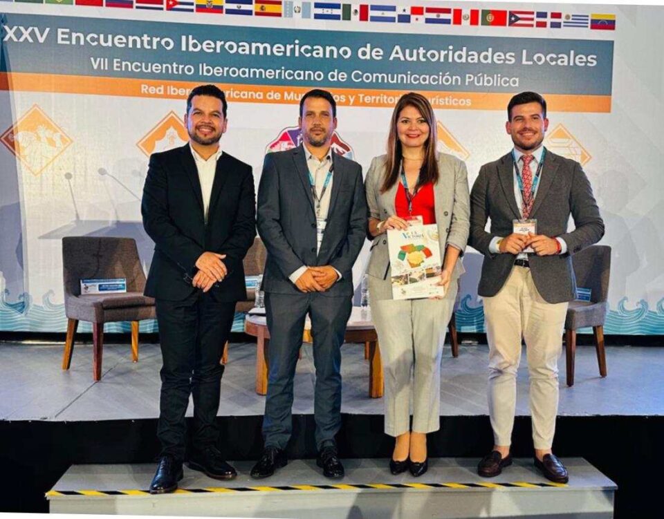Marcos Torres expuso sobre Turismo en el Encuentro Iberoamericano de Intendentes en México