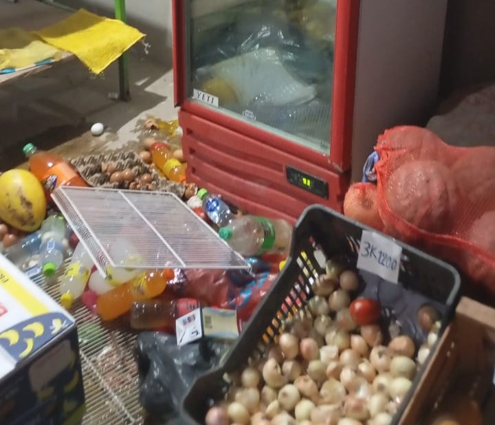 Robaron una verdulería en barrio La Marianita