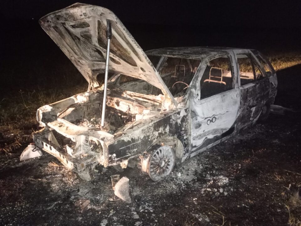 Incendio en la ruta C-45: un vehículo quedó destruido