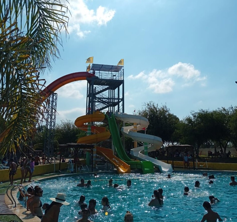 Monte Ralo: los niños de la Escuela de Verano disfrutaron del Parque Acuático