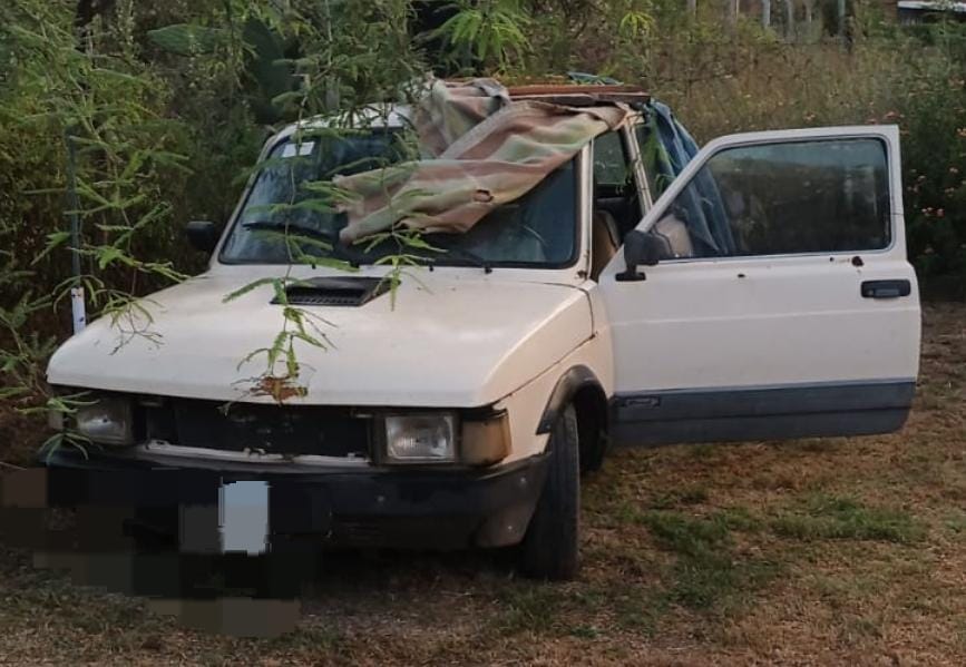 Hallaron en Villa del Prado un auto con pedido de secuestro