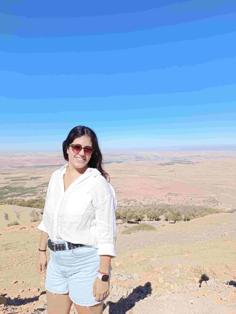 La historia de Victoria: arquitecta de su destino en tierras españolas