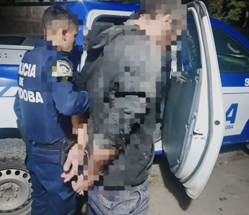 Entró a un hotel, causó destrozos y terminó detenido tras una persecución