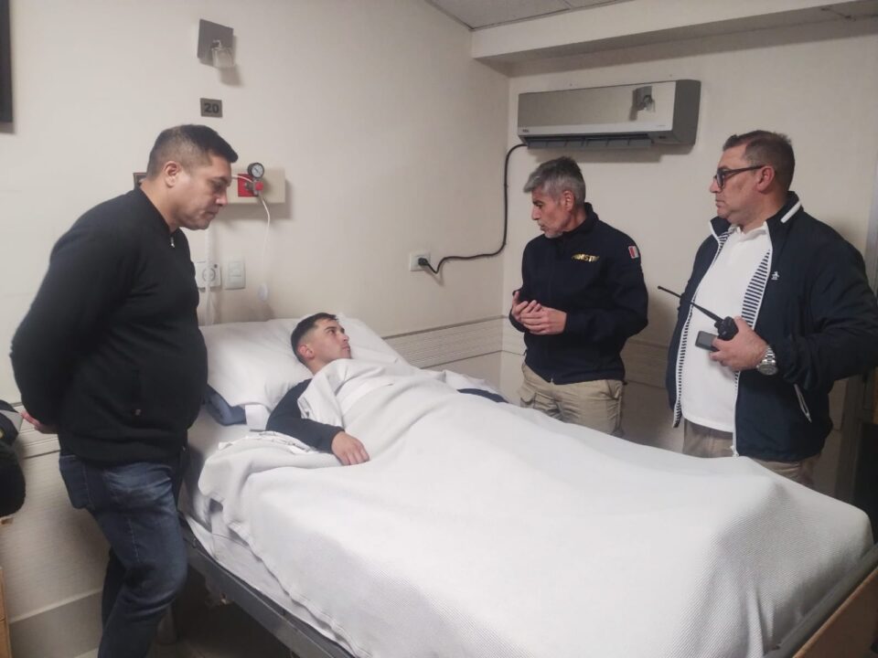 Un efectivo de Caminera fue arrastrado por un automovilista que escapaba de un control