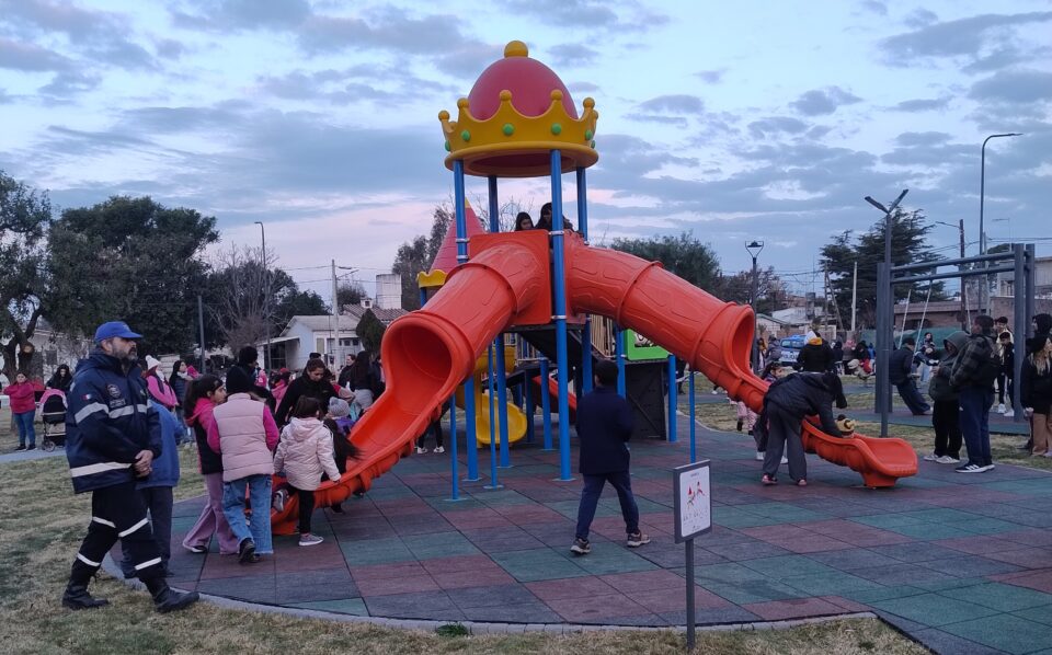 Inauguraron la Plaza del Ángel en Santa Ana: “Es un espacio pensado para los chicos y las familias”