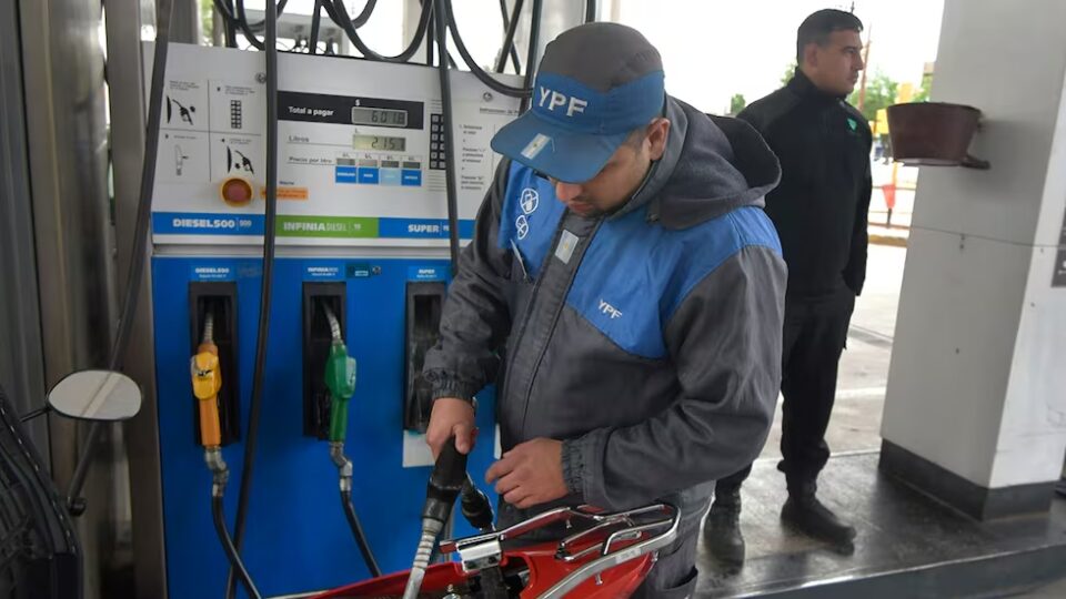 Se viene en las YPF la nafta más barata durante la madrugada