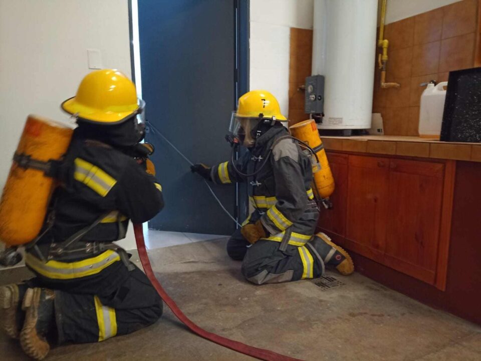 Este sábado Bomberos realizarán un simulacro de incendio en altura
