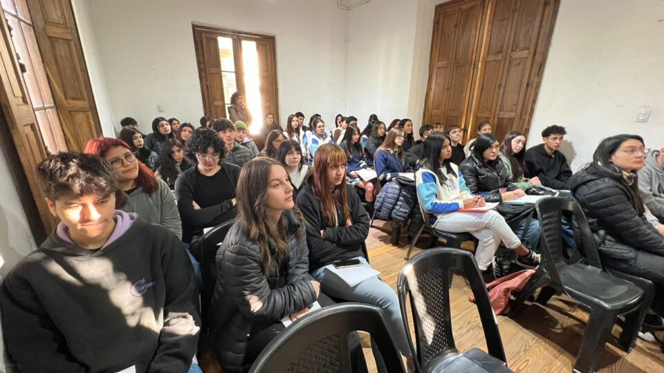 Pasantías que abren puertas: más de 800 estudiantes vivirán su primera experiencia laboral