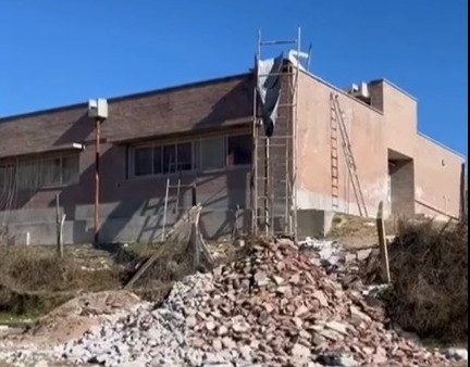 Potrero de Garay: la Comuna continúa trabajando en la Escuela Alfonsina Storni