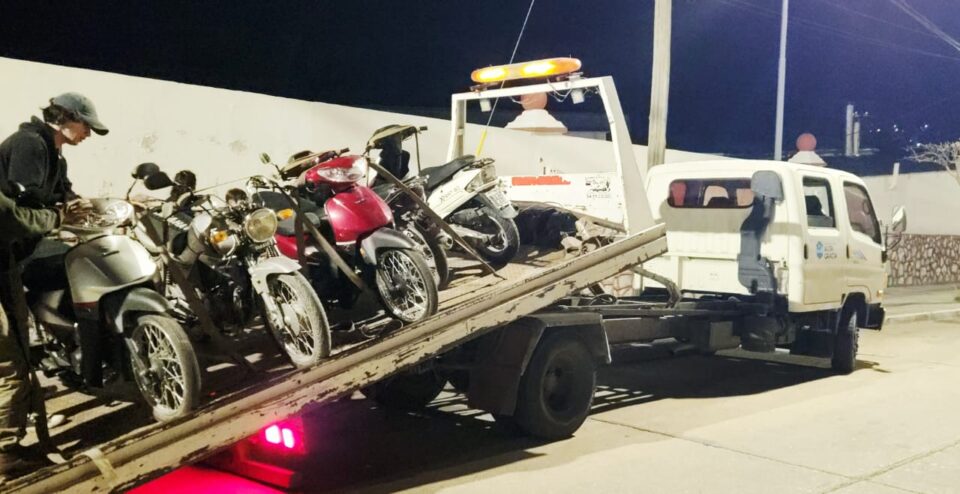 Secuestraron 23 vehículos en un operativo en el Sierras Hotel