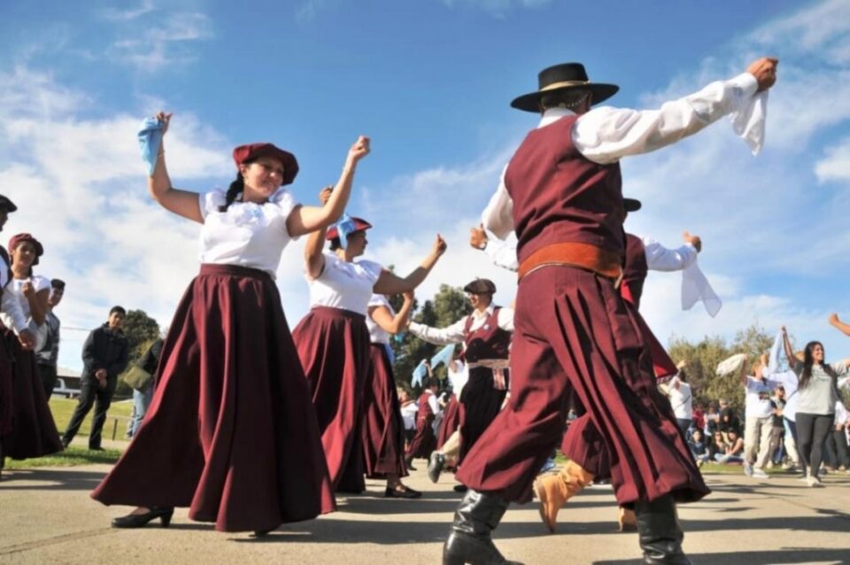 Se acerca el 7° Congreso de Folklore Confluencia con música y tradición