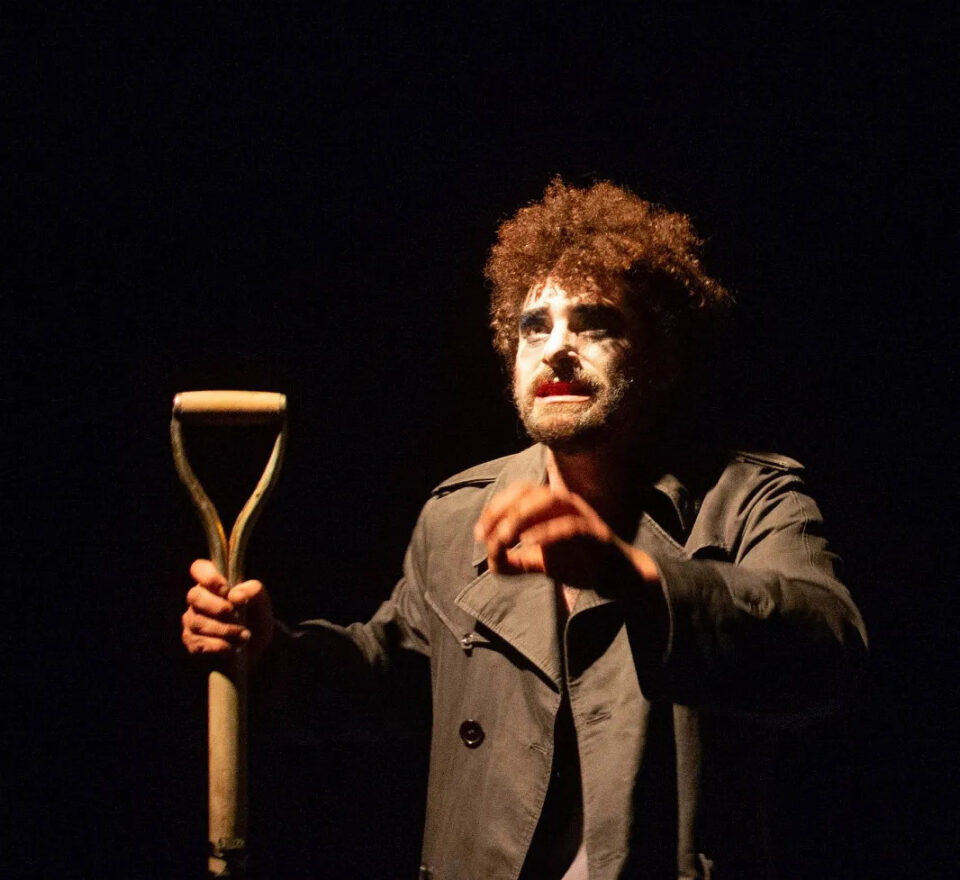 “Hamlet Solo”: un berrinche shakespeariano llega a José de la Quintana