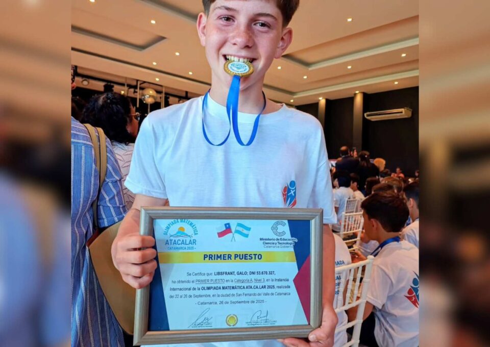 Orgullo altagraciense: Galo, medalla de oro en la Olimpíada de Matemática