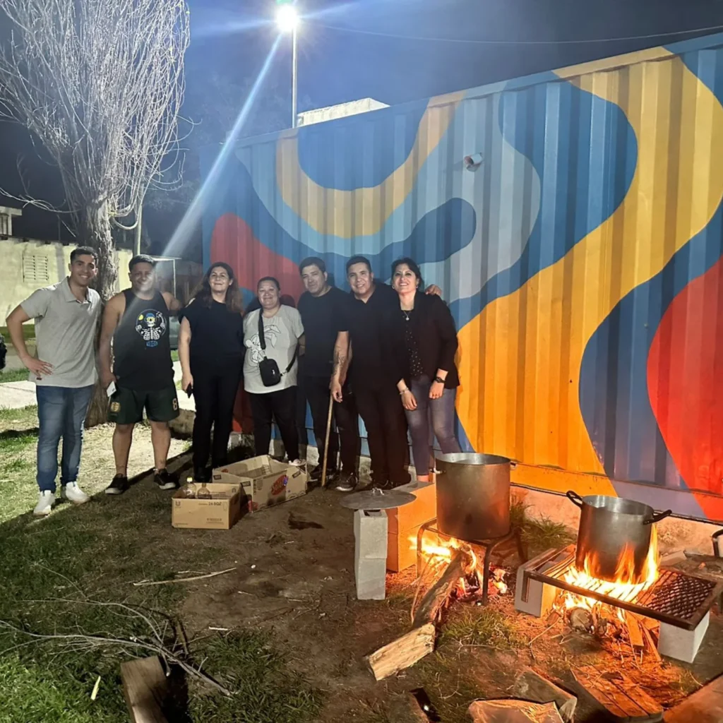 A un mes del inicio, la olla popular de Parque Virrey Este ya entregó 150 raciones