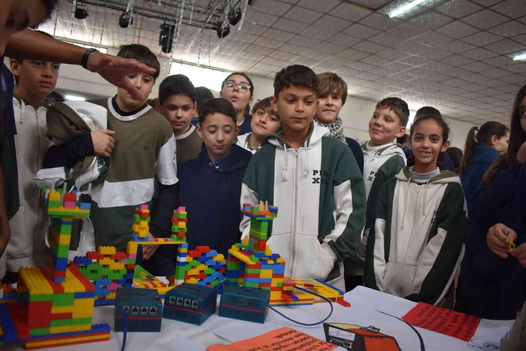 Despeñaderos celebró su Segundo Congreso “Ciencia en Movimiento”