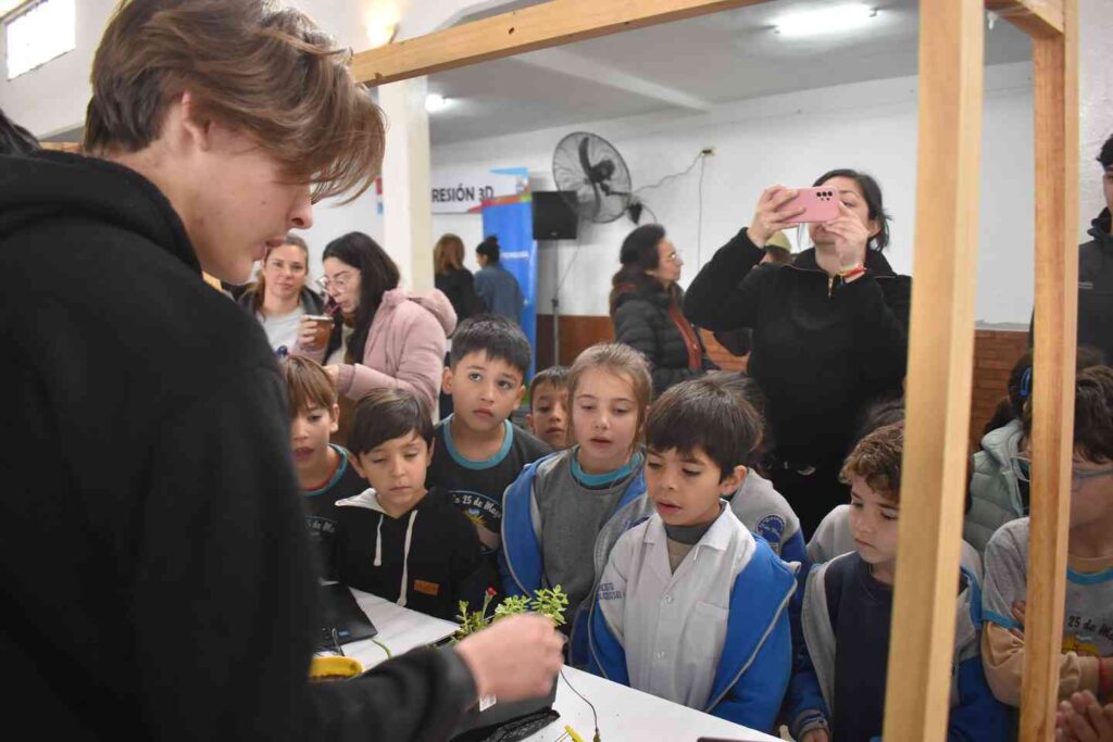 Despeñaderos celebró su Segundo Congreso “Ciencia en Movimiento”