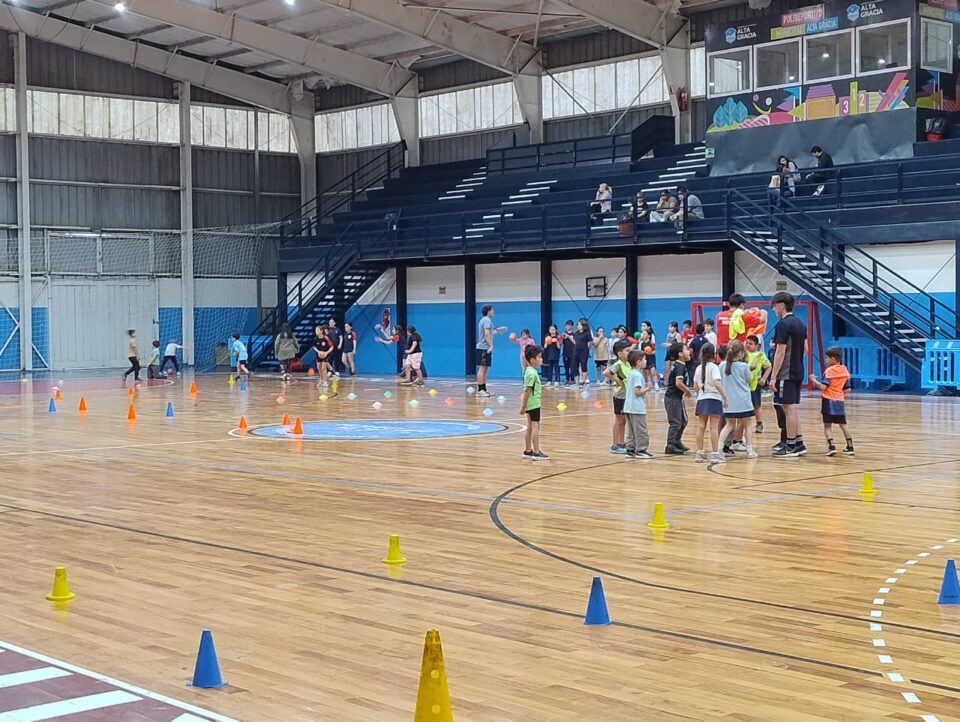 El handball local sigue creciendo y recibe el Nacional de Clubes