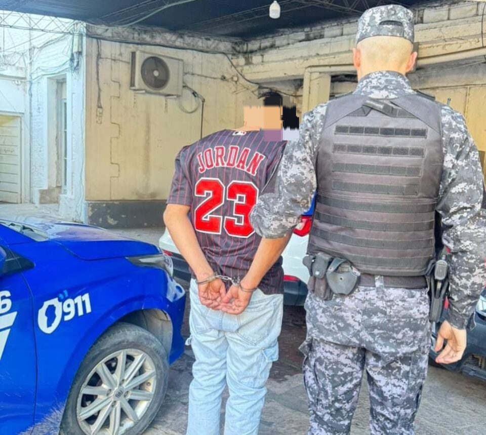 Aprehenden a un hombre por violencia intrafamiliar