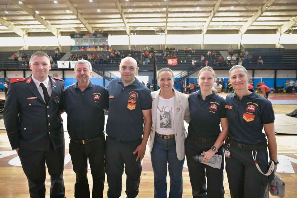 Myrian Prunotto presidió la apertura de la Copa Bomberil en Alta Gracia