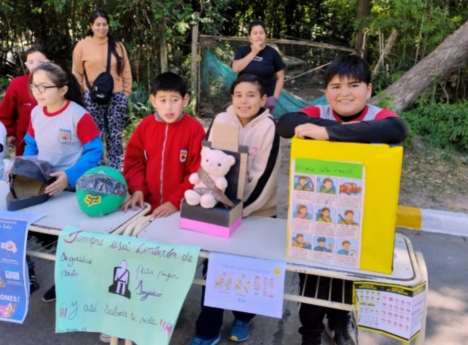 Niños que enseñan con el ejemplo: educación vial y compromiso ciudadano
