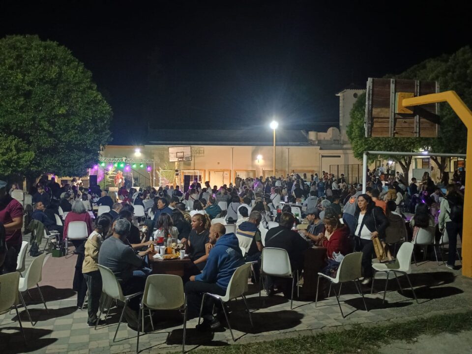 Exitosa peña solidaria del Instituto Padre Domingo Viera