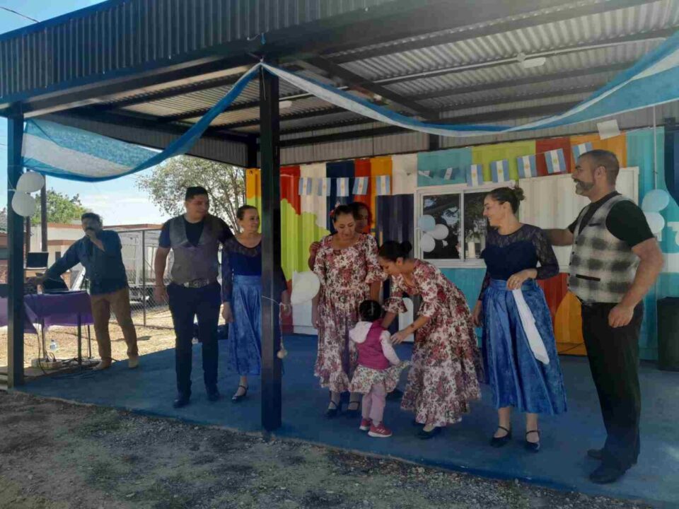 El Crucero–Cafferata se suma esta noche a los festejos por el Día de la Tradición