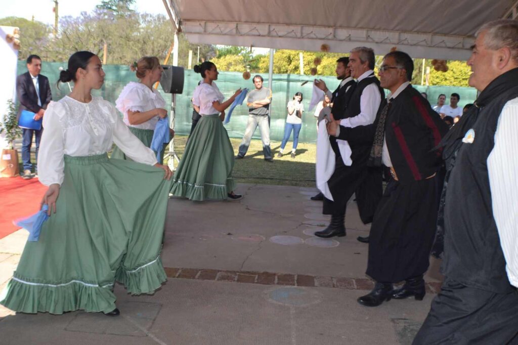 La escuela que marcó a un pueblo: se celebraron los 25 años del IPEM 82 Anexo de Monte Ralo