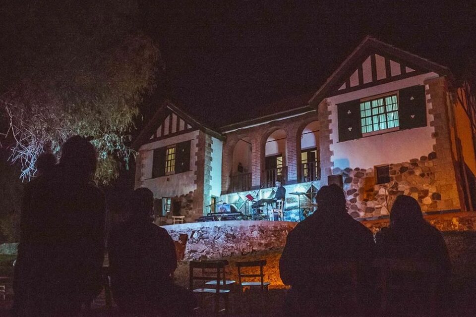 Con mucha música, Alta Gracia recibe un nuevo fin de semana repleto de propuestas