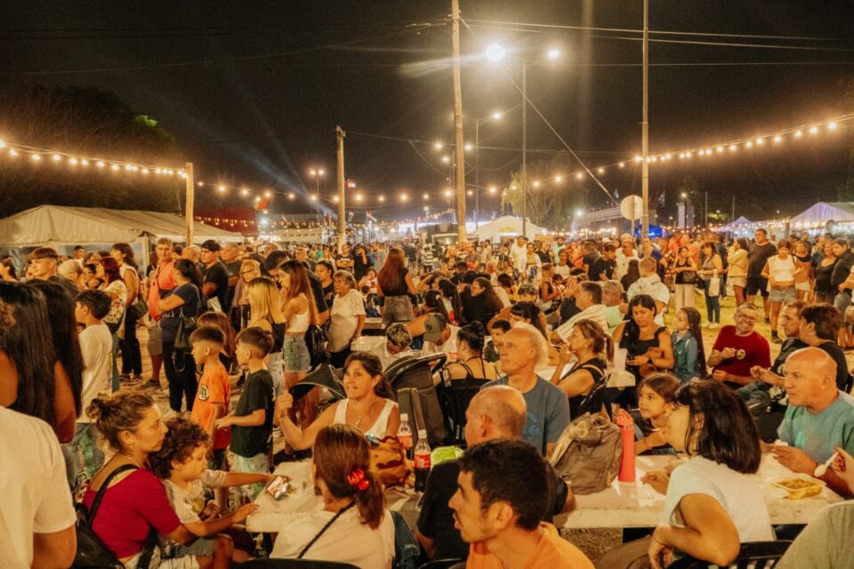 Happy birra abrió la temporada de festivales con una primera noche a puro ritmo