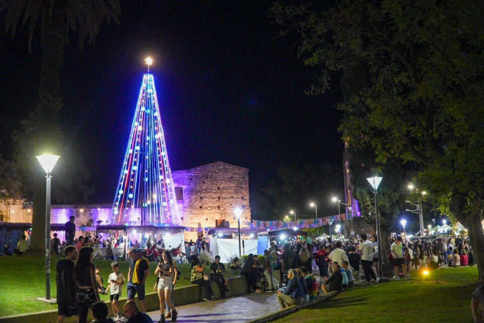 La Casa del Litro realiza una colecta navideña para llevar regalos y alimentos a niños de Alta Gracia