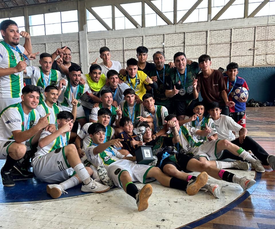 Orgullo altagraciense: la Primera de Futsal se quedó con la Copa de Plata