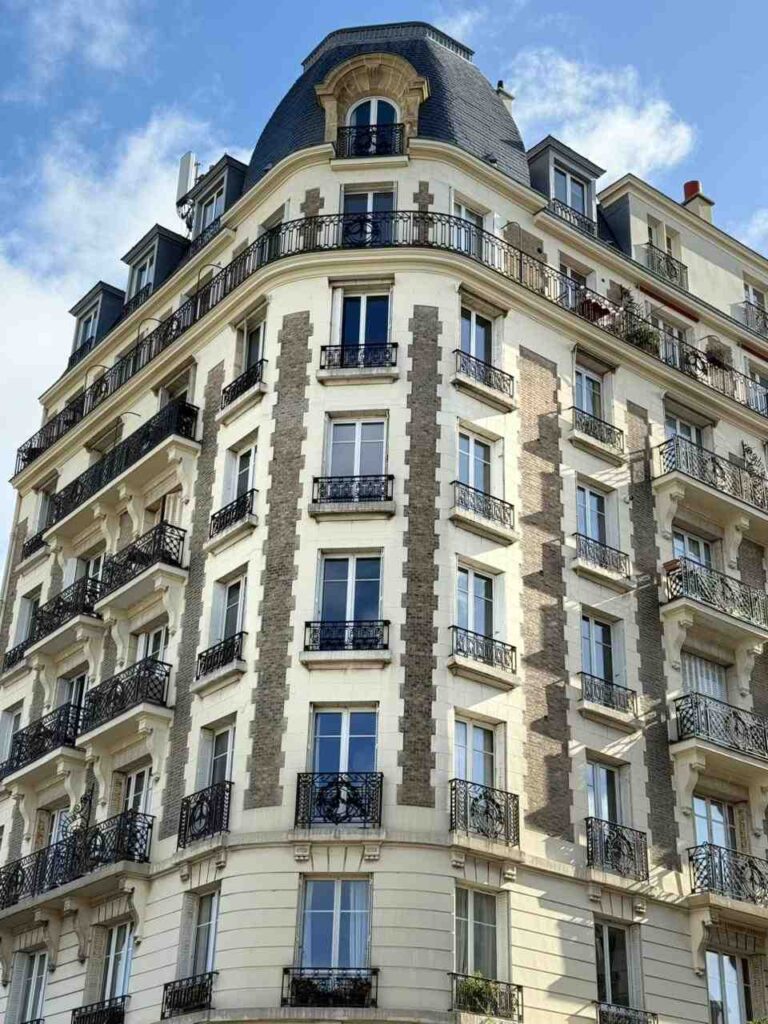 La historia de Nicolás: Es panadero y amasa su destino en el frío de los Pirineos