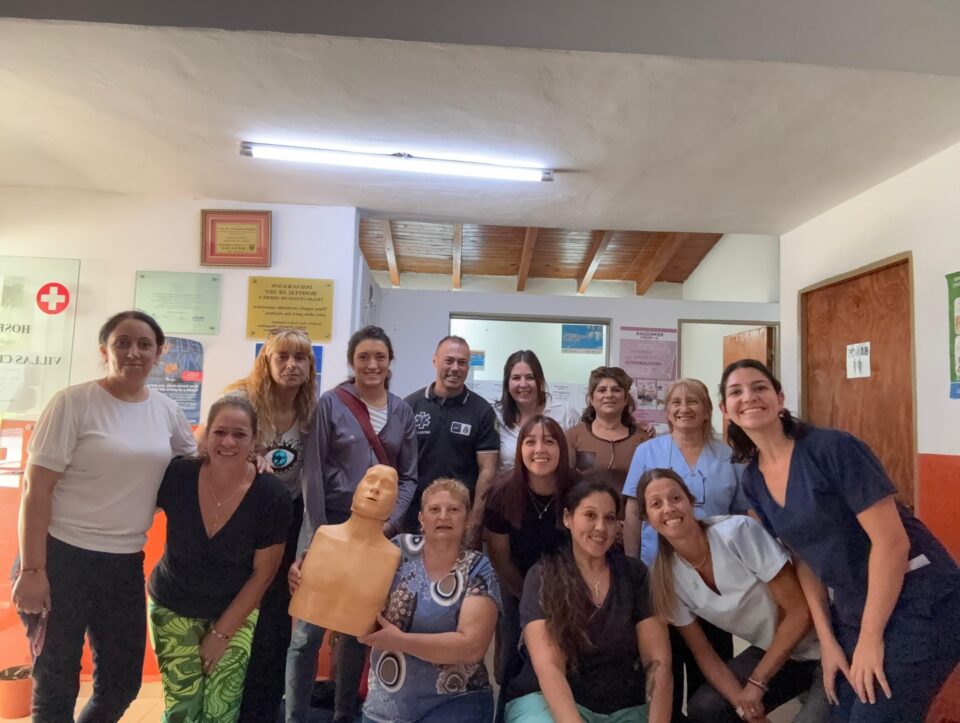 Se dictó una capacitación en manejo de extintores, primeros auxilios y RCP en Villas Ciudad de América