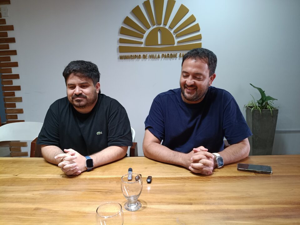 Más ágil y más cerca del vecino: Villa Parque Santa Ana presentó la “Muni Digital”