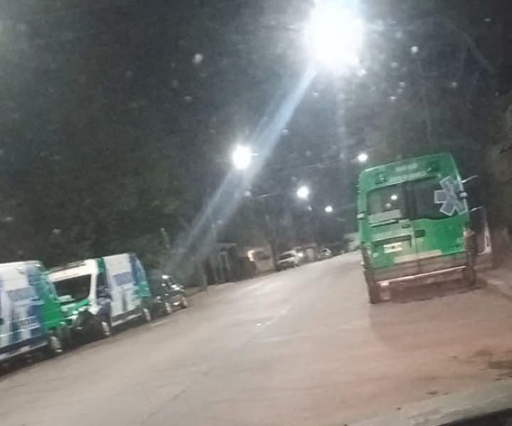 Reclamo vecinal por ambulancias en Dalinger: Tránsito aseguró que no existe infracción