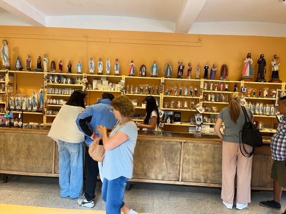 La Santería de La Gruta trabajará más de 30 horas seguidas por la Peregrinación