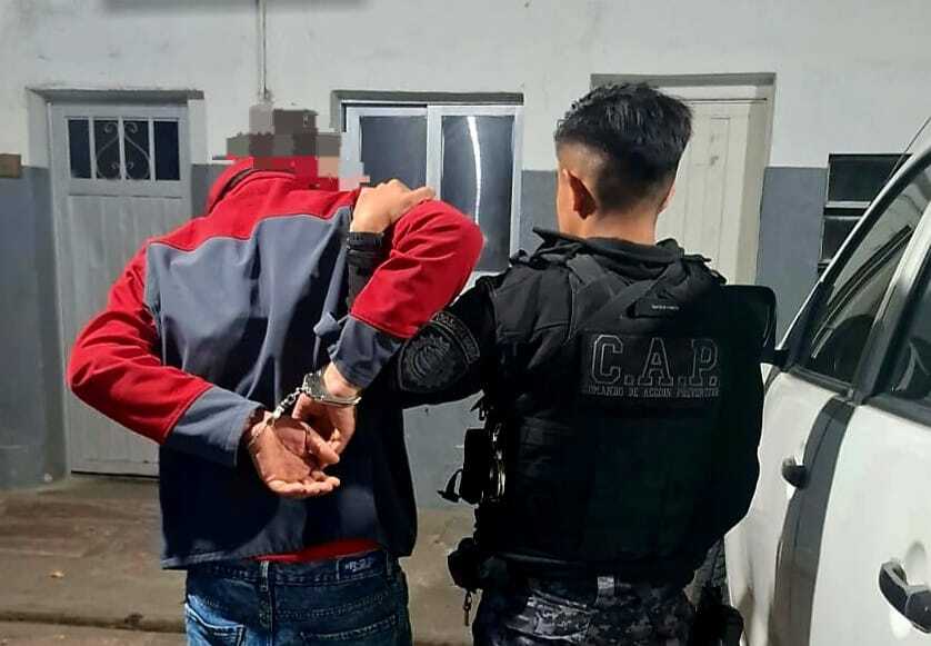 Dos detenidos esta madrugada: uno por agredir a su hija y otro con pedido de captura vigente