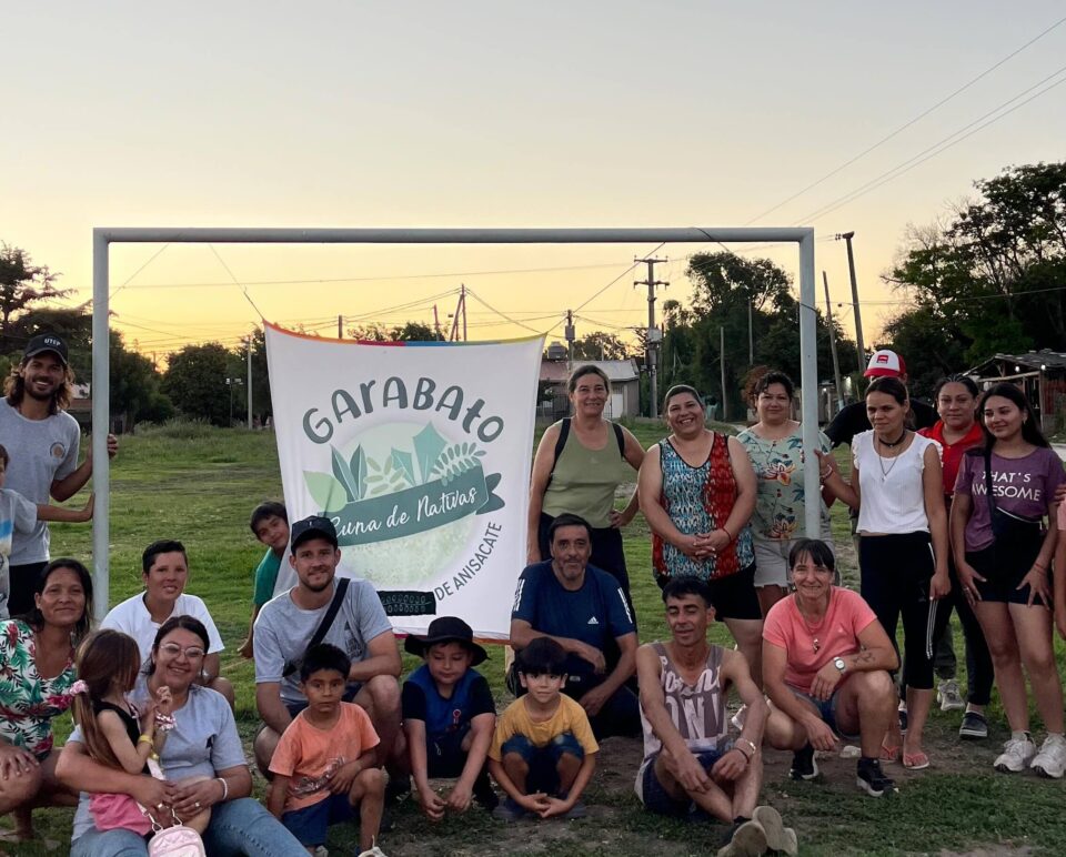 Vecinos e instituciones se unen para plantar árboles en barrio Parque del Virrey