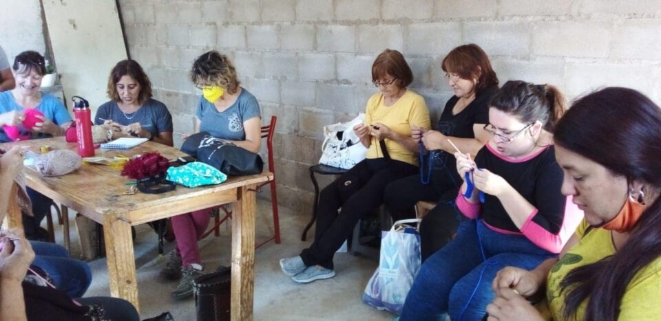 El Centro Vecinal de San Martín y 25 de Mayo presentó su grilla de talleres 2026
